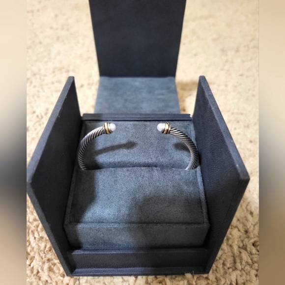 David Yurman Cable Classic Bracelet with Pearl. - Picture 1 of 5